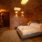 Arborea Apartment